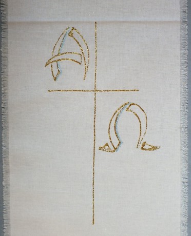 Křestní rouška malovaná - Alfa Omega kříž - zlatá, modrá